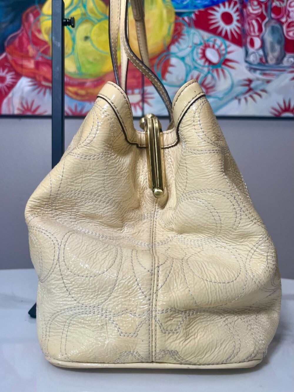 Coach Signature Stitched Pale Yellow Patent Leather Kisslock Carryall F19215 - Picture 3 of 16